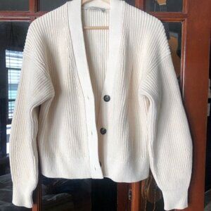 Everlane cream cotton cardigan sweater S